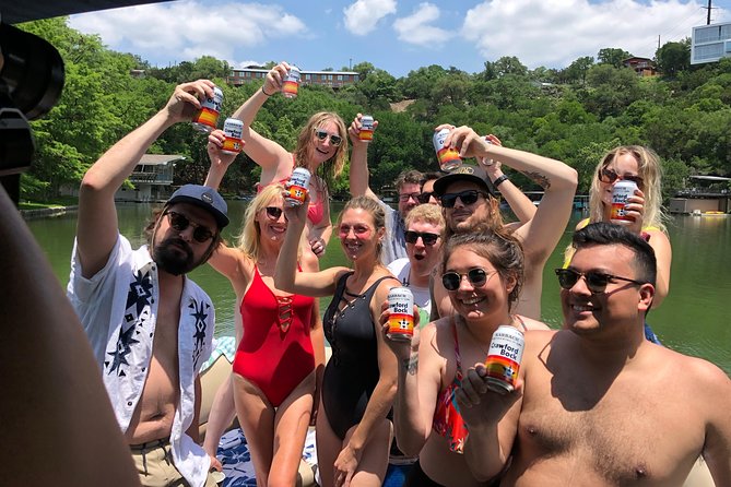 Cruise Austins Beautiful Lakes - Cruise Features and Amenities