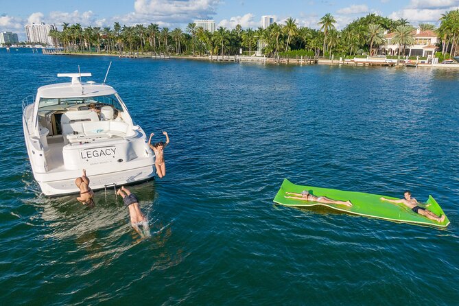 Cruise on a Beautiful Yacht From the Heart of Miami Beach - Key Points