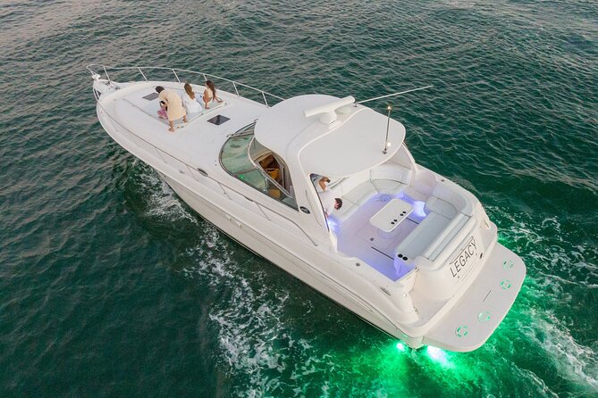 Cruise on a Beautiful Yacht From the Heart of Miami Beach - Reviews and Ratings