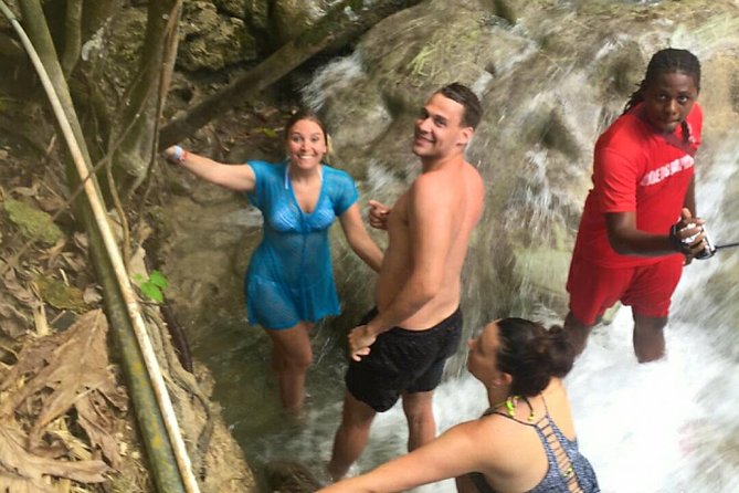Cruise Ship Excursion To Dunns River Falls - Booking Your Stay