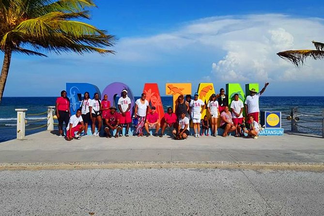 Cruise Ship Family Sloth & Monkeys, West Tour, Beach Plus Private Vehicle - Customizable Itinerary