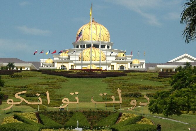 Cruise Shore Excursions: Port Klang - Discovering Batu Caves Hindu Temple