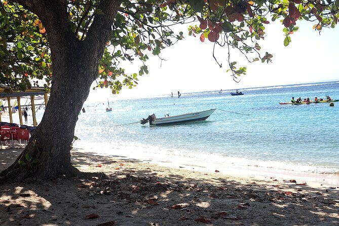 Cruise Stopover at Village Sainte Anne and its Beach - FAQ