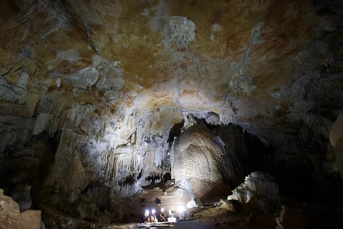 Crystal Cave With Local Tour Guide and Belizean Lunch - Key Points