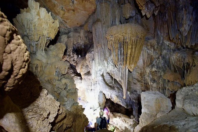 Crystal Cave With Local Tour Guide and Belizean Lunch - Pickup and Meeting Details