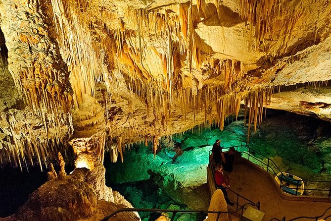 Crystal Caves, Hamilton Shopping and Beach Tour - Inclusions