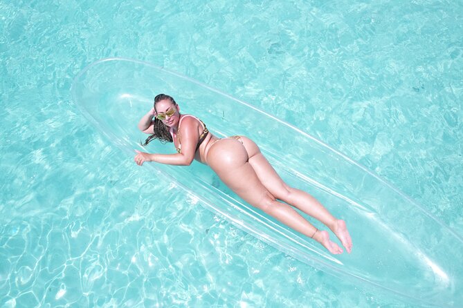 Crystal View Kayak Drone Photoshoot in Grand Turk - Group Size and Public Transport