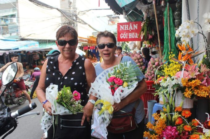 Cu Chi Tunnels and Saigon City Private Tour - Taste Local Delicacies
