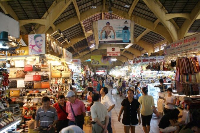 Cu Chi Tunnels and Saigon City Tour: Unveiling History - Visiting War Remnants Museum