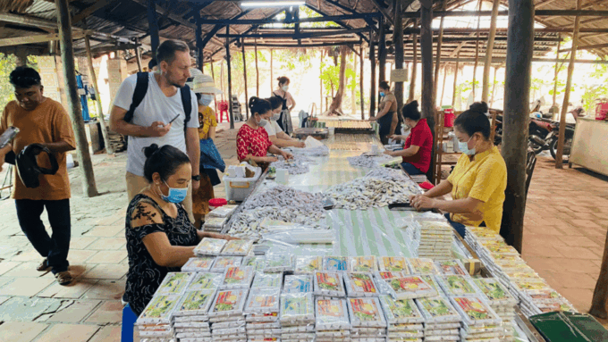 Cu Chi Tunnels & Mekong 1 Day Tour - A Perfect Combination - Cancellation and Booking Policy