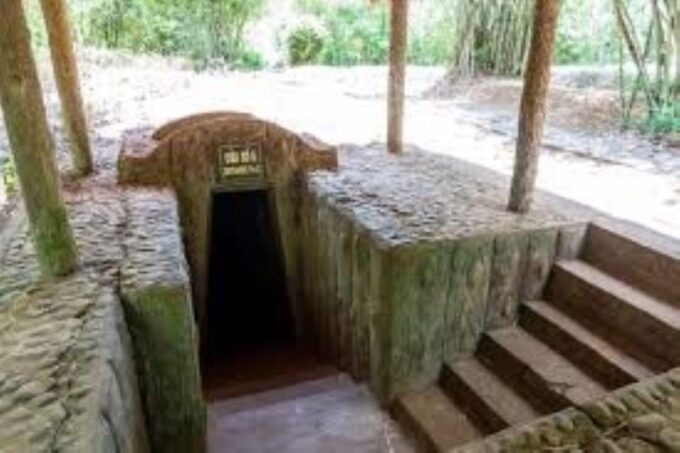 Cu Chi Tunnels & Mekong Delta Full Day Tour - Tour Guide and Transportation