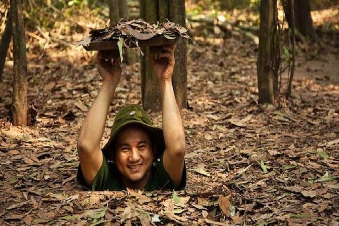 Cu Chi Tunnels Private Half-Day Tour - Exploring the Historic Tunnels