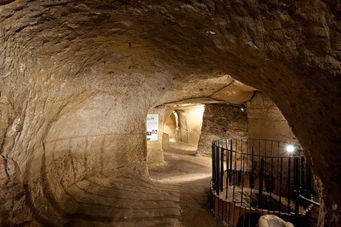 Cu Chi Tunnels Tour From Ho Chi Minh City - Meeting and Pickup