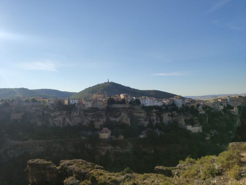 Cuenca: Nighttime Highlights Walking Tour in Spanish - Key Points