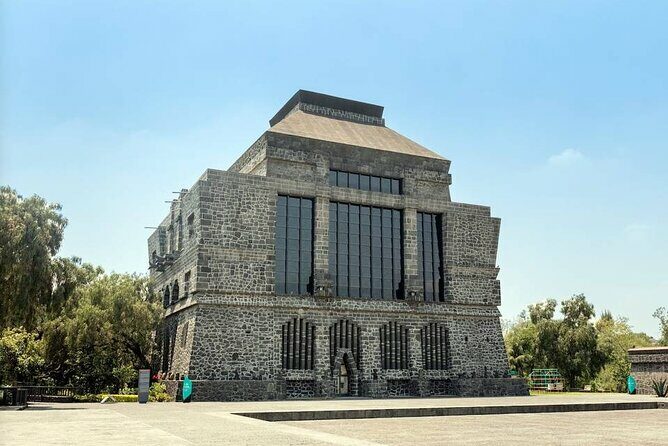 Cuicuilco Ruins, Xochimilco Boat Ride & Diego Rivera Museum. - Key Points
