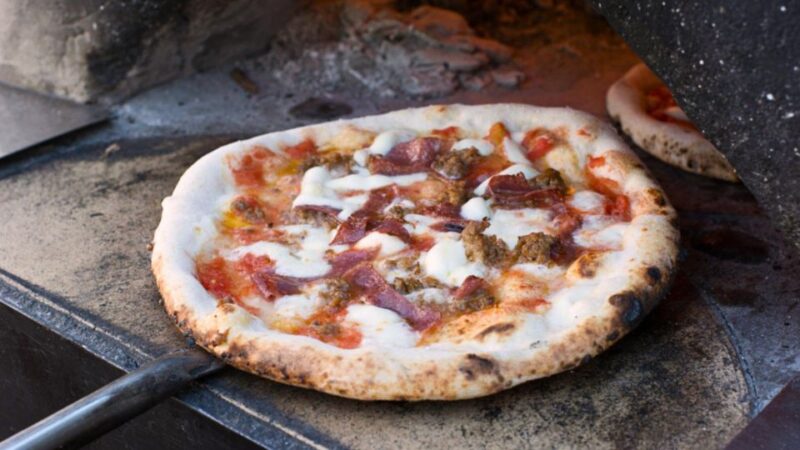 Culinary Adventure: Make Pizza, Sip Wine At Royal Repast - Key Points