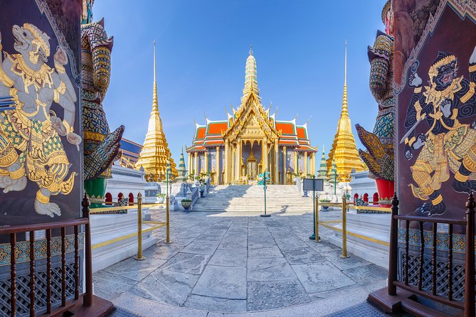 Cultural Discovery of Bangkok With Your English-Speaking Guide - Meeting and Pickup