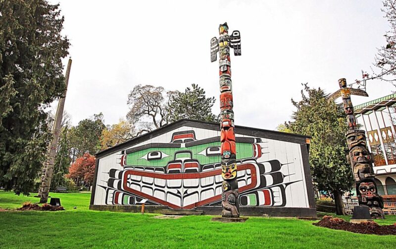 Cultural & Historical Victoria Walking Tour - Tour Experience Highlights
