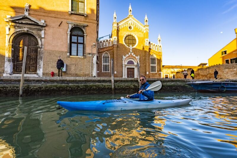 Cultural Kayak Tour: Discovering the City's Canals - Booking and Cancellation Policy