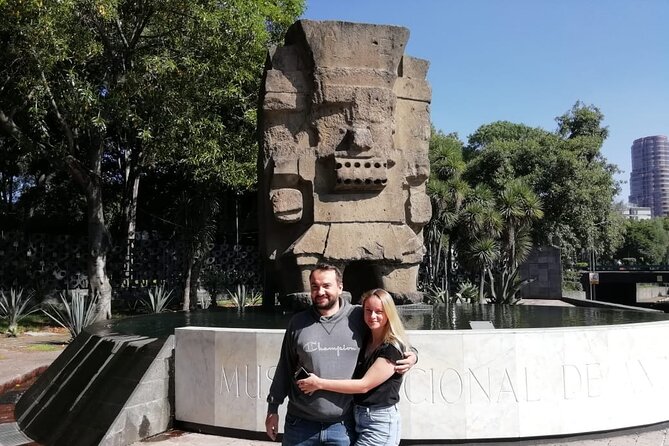 Cultural Ride: Historic Center and Highlights of Mexico City - Admiring Angel of Independence