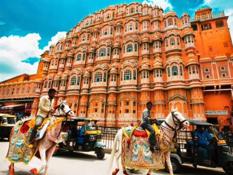 Cultural Walking Tour of Jaipur With Local Snacks - Guided Experience