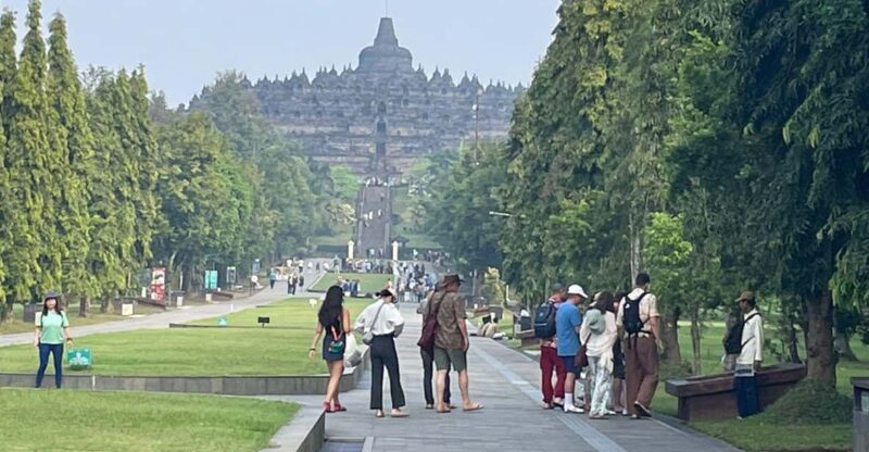 CULTURE TOUR BOROBUDUR TEMPLE.VULCANO MERAPI,AND PRAMBANAN - Itinerary and Activities