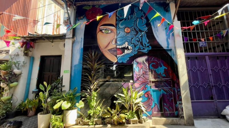 Culture Walking Tour of Phnom Penh City With Lina - Booking Information