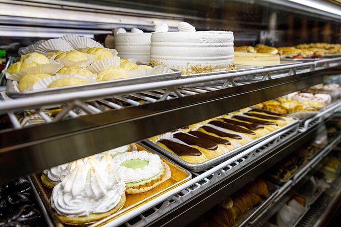 Cupcake Walking Tour in New York City - Popular Bakeries Visited