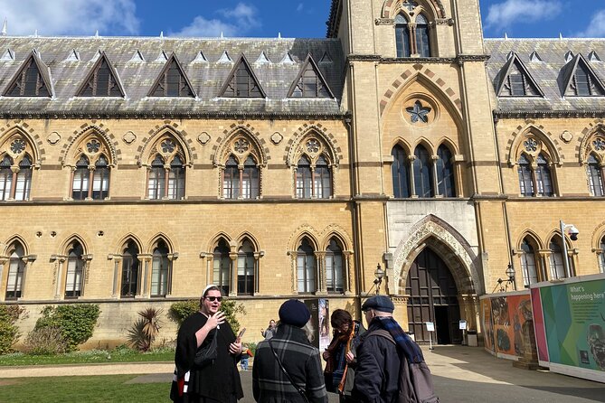 Curiosity & Colonialism - Museum Tour by Uncomfortable Oxford™ - Meeting and End Points