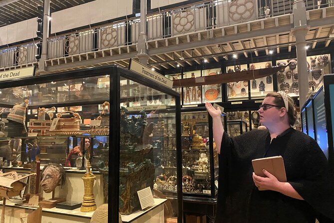 Curiosity & Colonialism - Museum Tour by Uncomfortable Oxford™ - Impact on Oxford University
