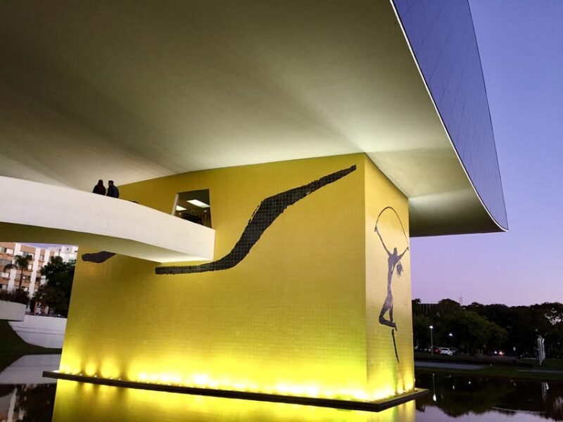 Curitiba: 4-Hour City-By-Night Tour With Dinner - Dining Experience