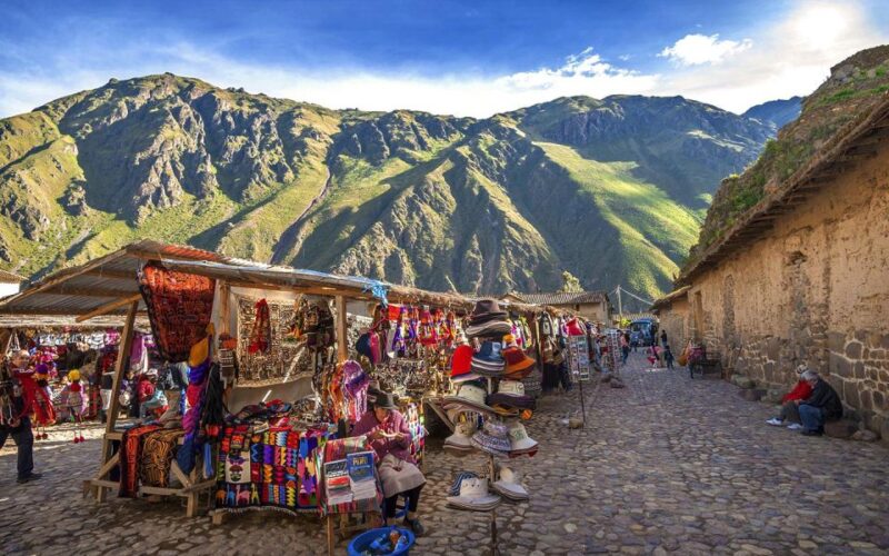 Cusco 3 Days: Maras- Moray, Sacred Valley and Machu Picchu - Language and Group Size