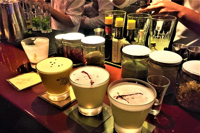 Cusco by Night: Walking Tour, Pisco Sour Lesson, Dinner - Hotel Pick-up and Drop-off