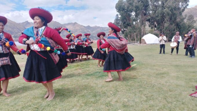 Cusco - Chinchero: Rural Community in Sacred Valley Full Day. - Booking and Cancellation