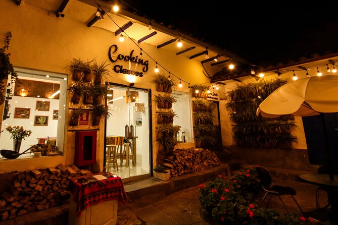 CUSCO COOKING CLASS LUNCH - Quick Culinary Dive - Maracuya Drink Participatory Experience