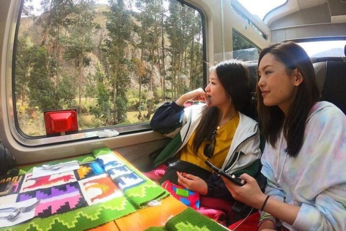 Cusco: Full-Day Guided Tour to Machu Picchu - Languages Offered