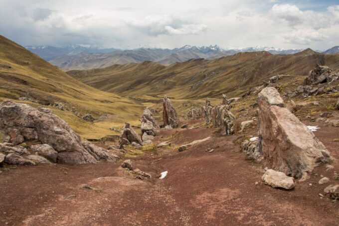 Cusco: Full-Day Private Hike to Palcoyo Rainbow Mountain - Transportation Details