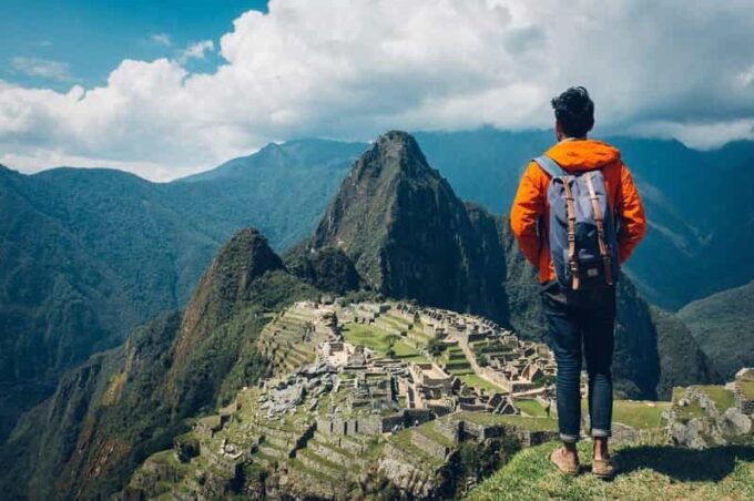 Cusco: Machu Picchu Adventure and Rainbow Mountain 2 Days - Train and Bus Travel