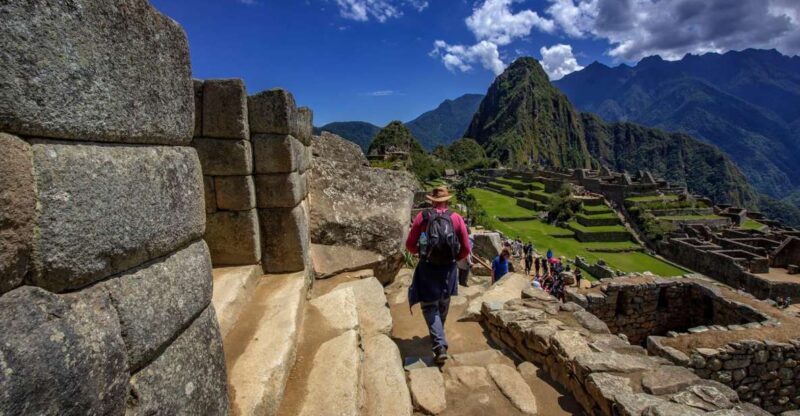 Cusco: Machu Picchu + Humantay Lake + Raimbow Mountain 4D - Key Points
