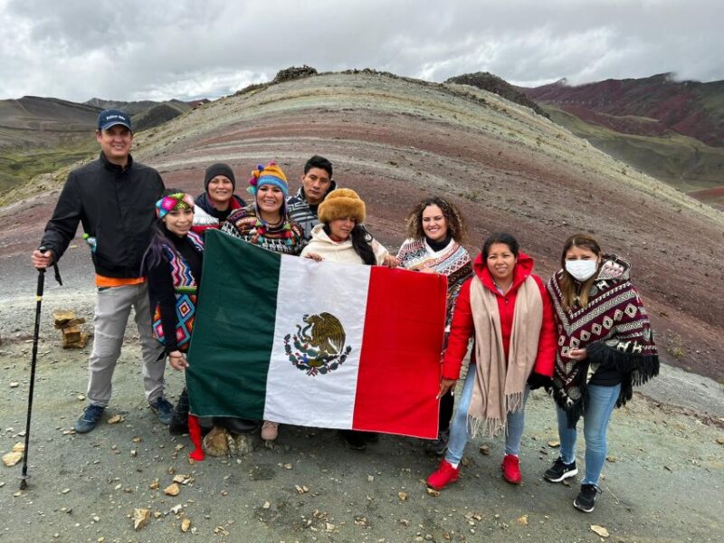 Cusco: Palccoyo Mountain Day Trip With Breakfast and Lunch - Inclusions