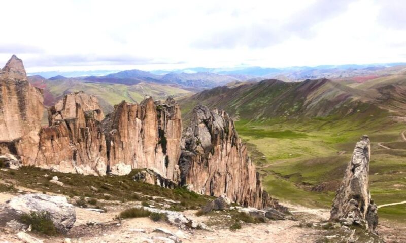 Cusco: Palccoyo Mountain Day Trip With Breakfast and Lunch - Planning Your Trip