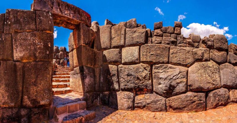 Cusco: Private Morning City Tour of Cathedral and Inca Sites - Language and Group Type