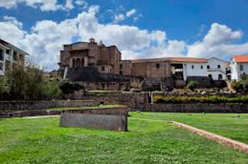 Cusco - Puno 5 Days / Machu Picchu-/ 4 Nights Lago Titicaca - Key Points