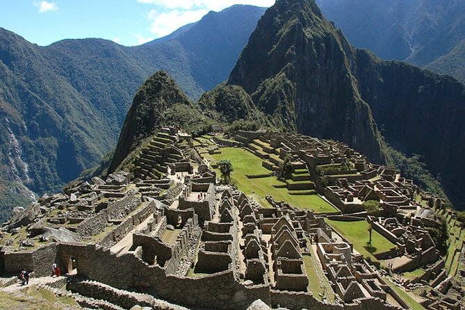 Cusco + Sacred Valley + Machu Picchu by Train 4 Days/3 Nights With 4-Star Hotel - Meal Plan