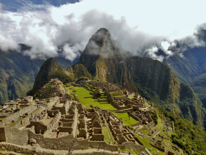 Cusco, Sacred Valley, Machupicchu, Rainbow Mountain in 6 Day - Marveling at Machu Picchu and Rainbow Mountain