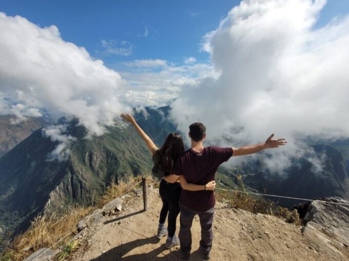 Cusco: Super Sacred Valley + Waynapicchu/Guide Private 2d/1n - Inclusions and Exclusions