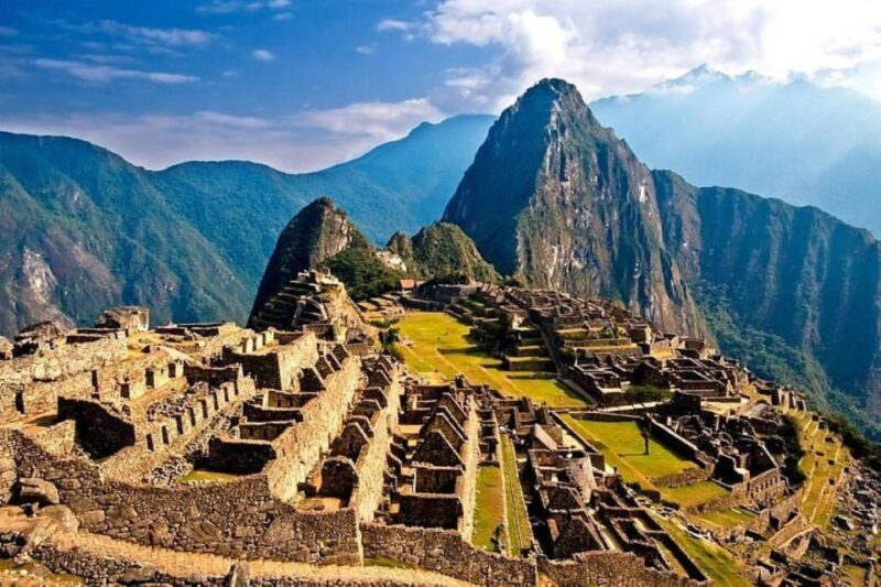 Cusco, Tour Machu Picchu and Sacred Valley 2 Days + Hotel and Train - Key Points