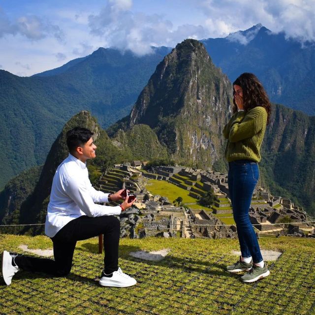 Cusco, Tour Machu Picchu and Sacred Valley 2 Days + Hotel and Train - Participant Suitability