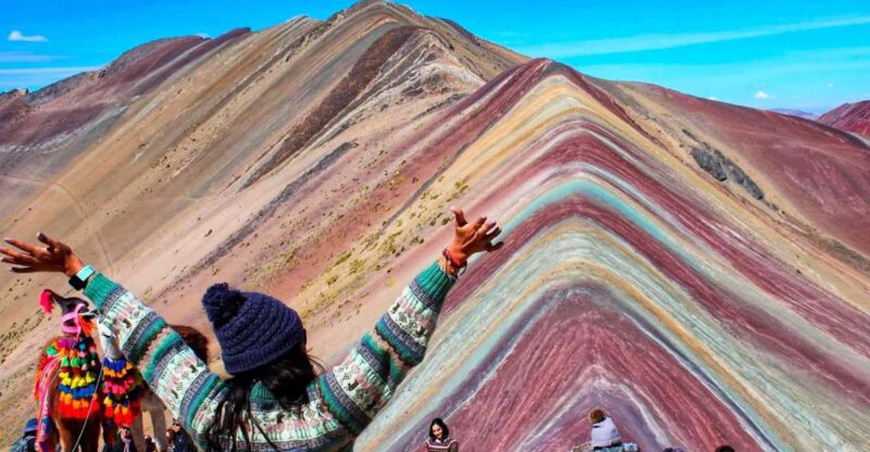 Cusco: Tour to the Rainbow Mountain With Meals - Key Points
