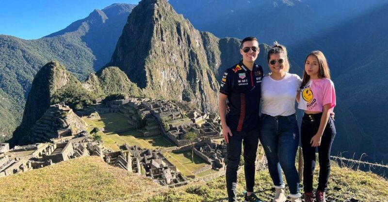 Cusco: Tour to the Sacred Valley and Machu Picchu in Two Days - Chinchero: Andean Textiles and Archaeology